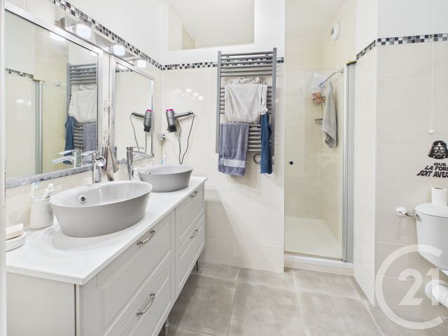 Appartement F4 &agrave; vendre - 4 pi&egrave;ces - 84,44 m2 - Larressore - 64 - AQUITAINE