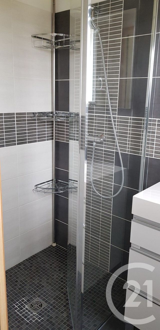 Appartement T2 &agrave; louer - 2 pi&egrave;ces - 39 m2 - Ustaritz - 64 - AQUITAINE