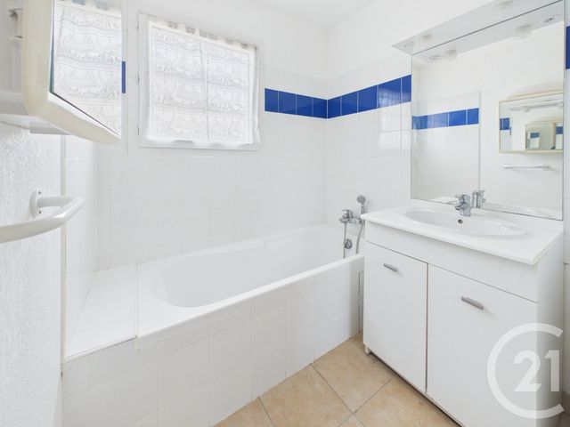 Appartement F3 &agrave; vendre - 3 pi&egrave;ces - 61,40 m2 - Larressore - 64 - AQUITAINE