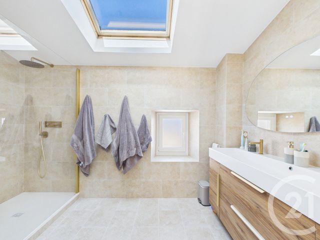 Maison &agrave; louer - 6 pi&egrave;ces - 148,31 m2 - Ustaritz - 64 - AQUITAINE