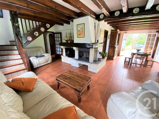 Maison &agrave; louer - 7 pi&egrave;ces - 145 m2 - Ustaritz - 64 - AQUITAINE