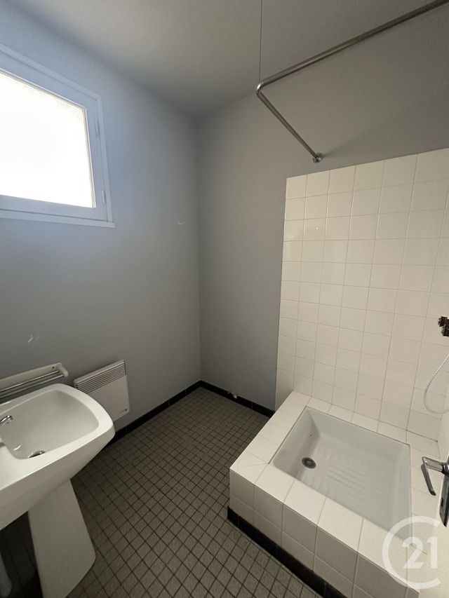 Appartement T2 &agrave; louer - 2 pi&egrave;ces - 47 m2 - St Juery - 81 - MIDI-PYRENEES