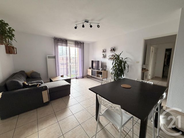 Appartement T3 &agrave; louer - 3 pi&egrave;ces - 61,32 m2 - Albi - 81 - MIDI-PYRENEES