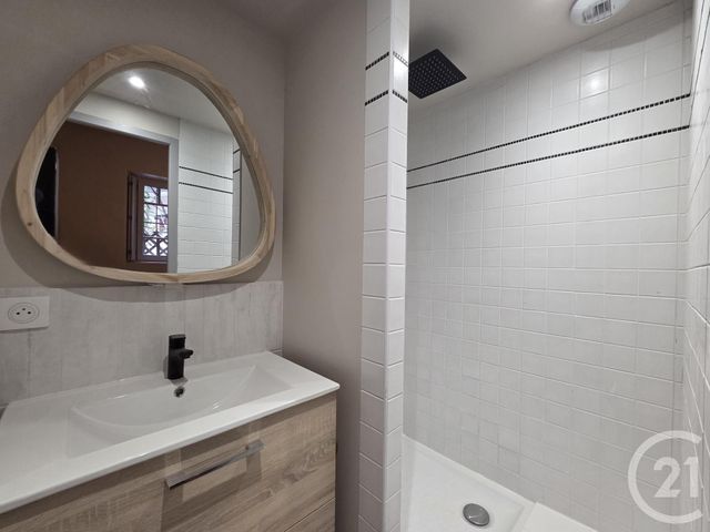 Appartement T2 &agrave; louer - 2 pi&egrave;ces - 43,15 m2 - Albi - 81 - MIDI-PYRENEES