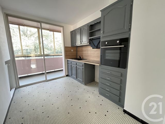 Appartement T3 &agrave; louer - 3 pi&egrave;ces - 60,89 m2 - Albi - 81 - MIDI-PYRENEES