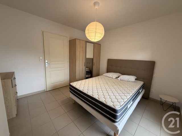 Appartement T2 &agrave; louer - 2 pi&egrave;ces - 44,04 m2 - Albi - 81 - MIDI-PYRENEES
