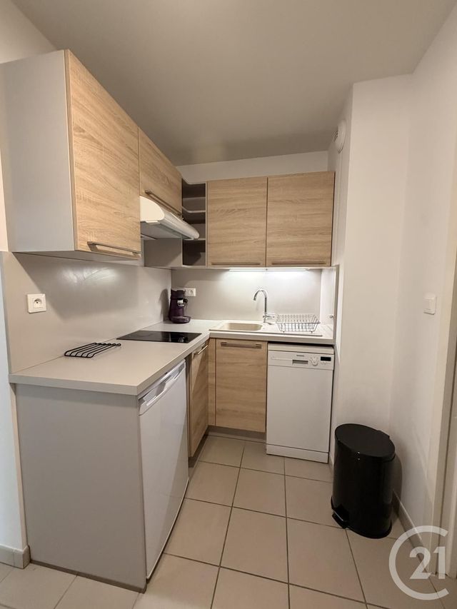Appartement T2 &agrave; louer - 2 pi&egrave;ces - 44,04 m2 - Albi - 81 - MIDI-PYRENEES