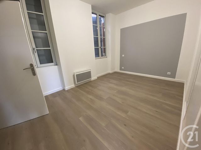Appartement T3 &agrave; louer - 3 pi&egrave;ces - 82 m2 - Albi - 81 - MIDI-PYRENEES