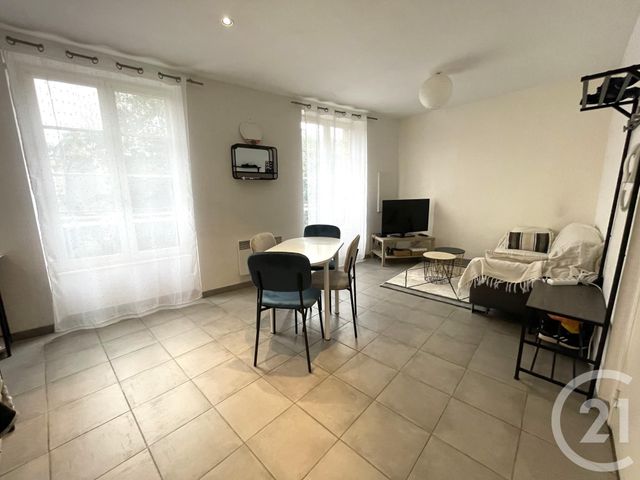 Appartement F2 &agrave; louer - 2 pi&egrave;ces - 32,54 m2 - Albi - 81 - MIDI-PYRENEES