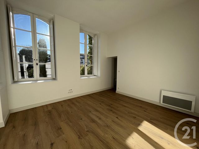 Appartement Studio &agrave; louer - 1 pi&egrave;ce - 30,81 m2 - Albi - 81 - MIDI-PYRENEES