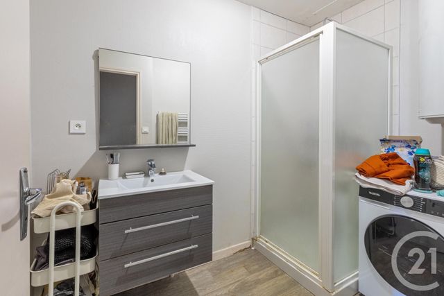 Appartement T3 &agrave; louer - 3 pi&egrave;ces - 53 m2 - Lescure D Albigeois - 81 - MIDI-PYRENEES