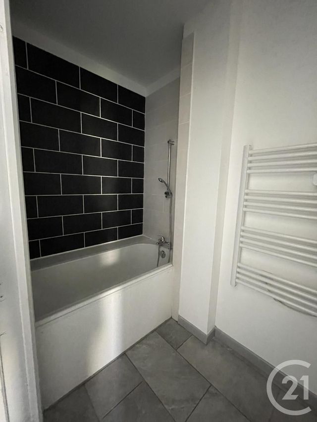 Appartement T4 &agrave; louer - 4 pi&egrave;ces - 95,54 m2 - Arthes - 81 - MIDI-PYRENEES