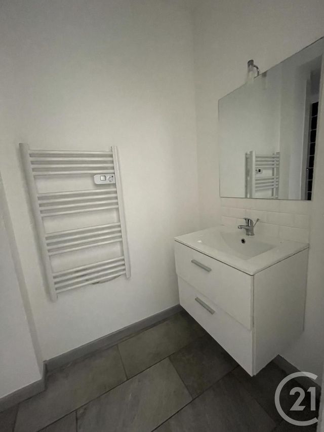 Appartement T4 &agrave; louer - 4 pi&egrave;ces - 95,54 m2 - Arthes - 81 - MIDI-PYRENEES