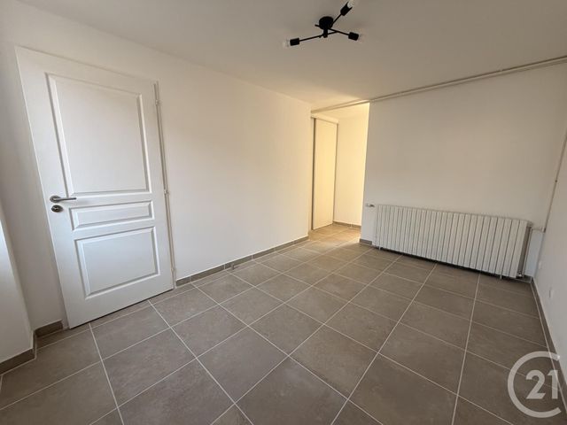 Maison &agrave; louer - 5 pi&egrave;ces - 162 m2 - Labastide Gabausse - 81 - MIDI-PYRENEES