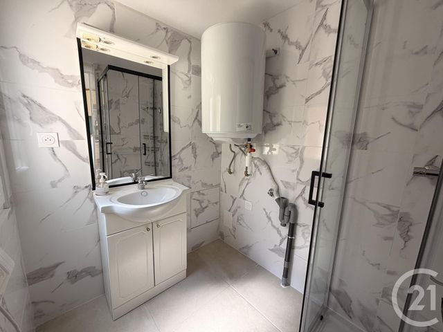 Appartement T3 &agrave; louer - 3 pi&egrave;ces - 60 m2 - Albi - 81 - MIDI-PYRENEES