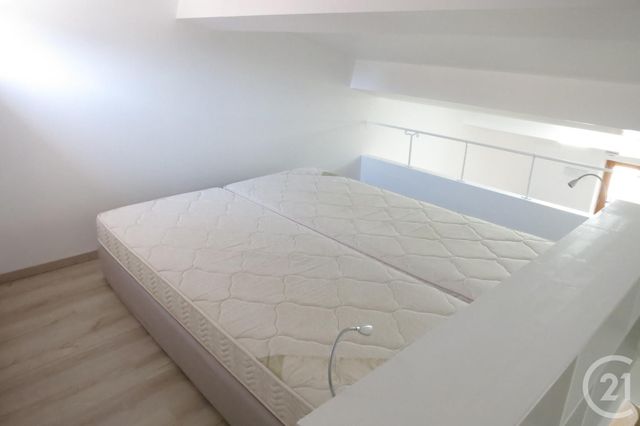 Appartement Studio &agrave; louer - 1 pi&egrave;ce - 23,81 m2 - Albi - 81 - MIDI-PYRENEES