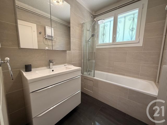 Appartement T3 &agrave; louer - 3 pi&egrave;ces - 62,93 m2 - Albi - 81 - MIDI-PYRENEES