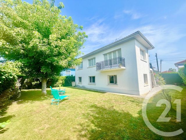 Maison à vendre - 6 pièces - 142 m2 - Pau - 64 - AQUITAINE