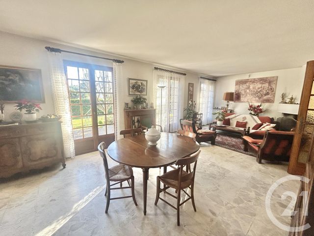 Maison à vendre - 7 pièces - 210 m2 - Pau - 64 - AQUITAINE