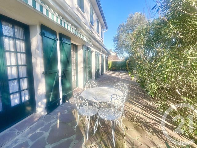 Maison à vendre - 7 pièces - 210 m2 - Pau - 64 - AQUITAINE