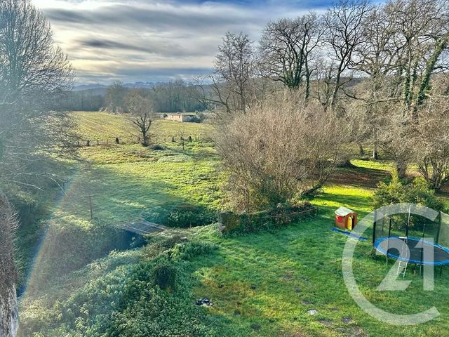 Maison à vendre - 7 pièces - 256 m2 - Lacommande - 64 - AQUITAINE