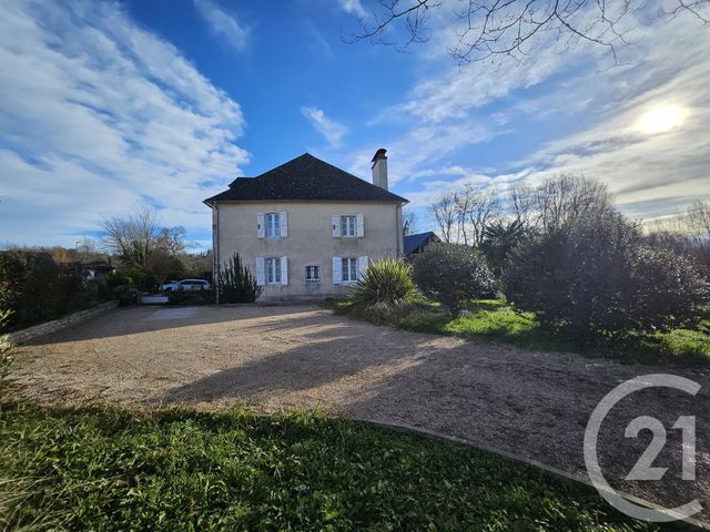 Maison à vendre - 7 pièces - 256 m2 - Lacommande - 64 - AQUITAINE