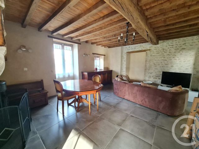 Maison à vendre - 7 pièces - 256 m2 - Lacommande - 64 - AQUITAINE