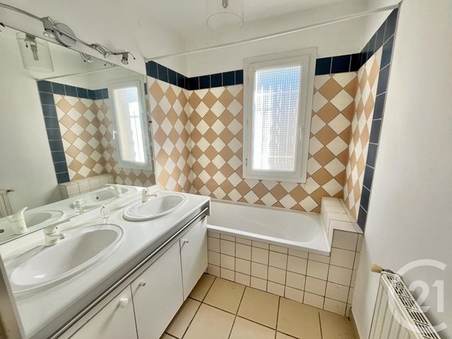 Maison à vendre - 6 pièces - 93,82 m2 - Lons - 64 - AQUITAINE