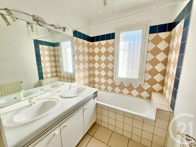 Maison à vendre - 6 pièces - 93,82 m2 - Lons - 64 - AQUITAINE