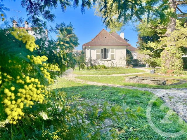 Maison à vendre - 6 pièces - 193 m2 - Pau - 64 - AQUITAINE