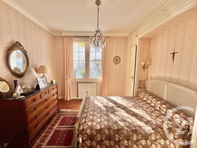 Maison à vendre - 6 pièces - 193 m2 - Pau - 64 - AQUITAINE