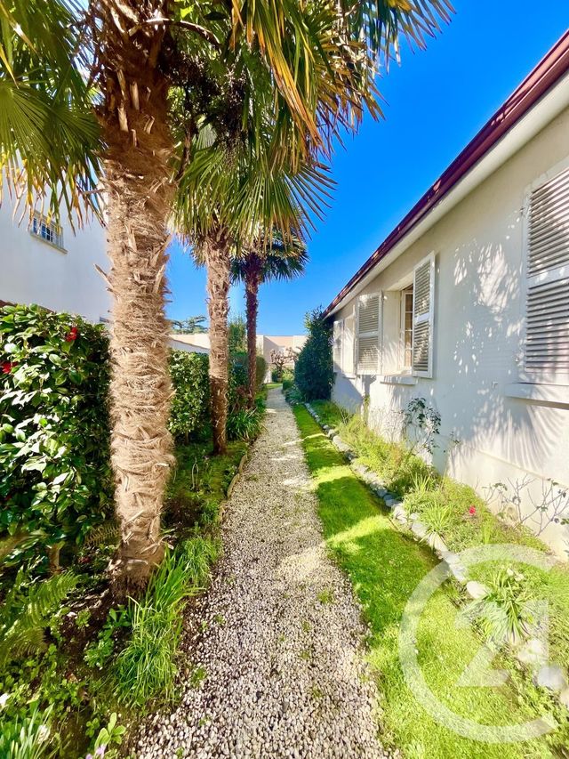 Maison à vendre - 6 pièces - 193 m2 - Pau - 64 - AQUITAINE