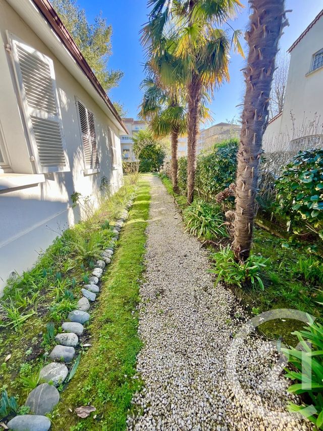 Maison à vendre - 6 pièces - 193 m2 - Pau - 64 - AQUITAINE