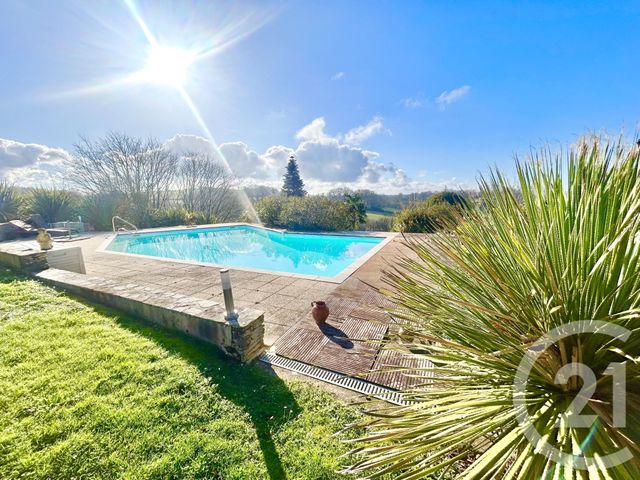 Maison à vendre - 5 pièces - 207 m2 - Garlin - 64 - AQUITAINE