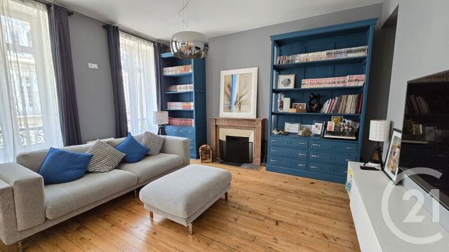 Appartement F5 à vendre - 4 pièces - 118,68 m2 - Pau - 64 - AQUITAINE