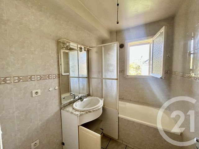 Appartement à vendre - 4 pièces - 70 m2 - Billere - 64 - AQUITAINE