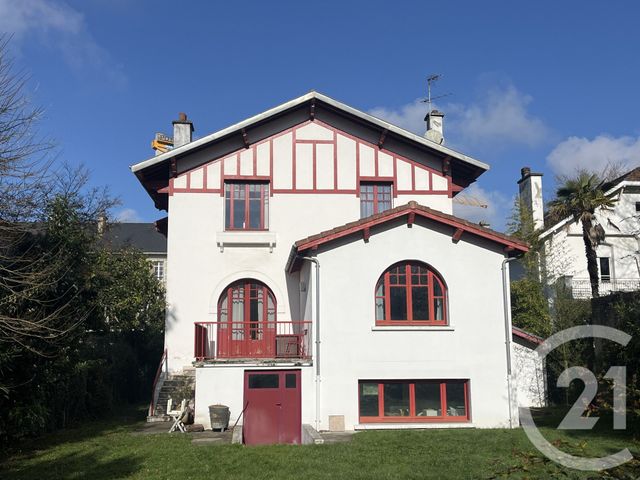 Maison à vendre - 9 pièces - 236 m2 - Pau - 64 - AQUITAINE