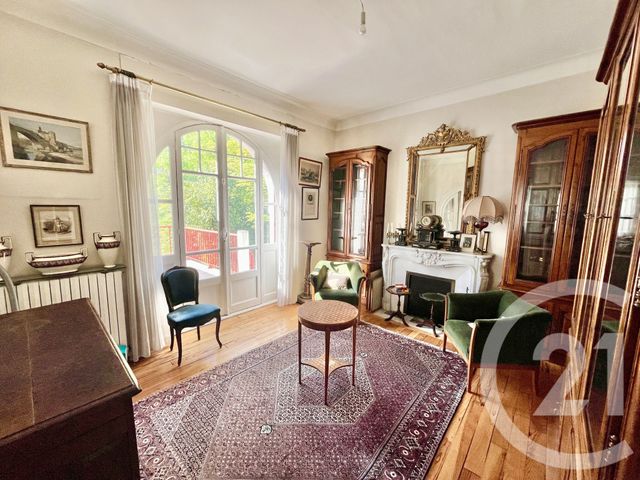 Maison à vendre - 9 pièces - 236 m2 - Pau - 64 - AQUITAINE