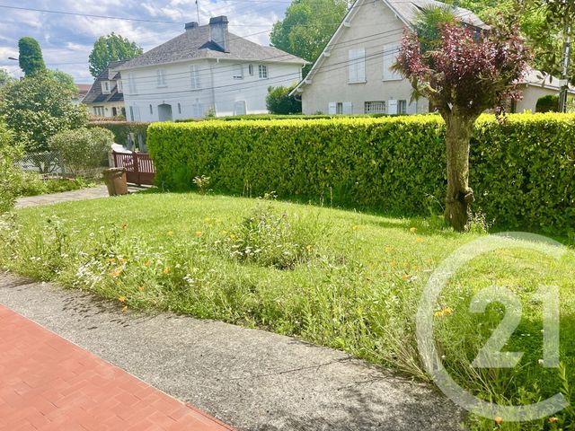 Maison à vendre - 8 pièces - 220 m2 - Pau - 64 - AQUITAINE