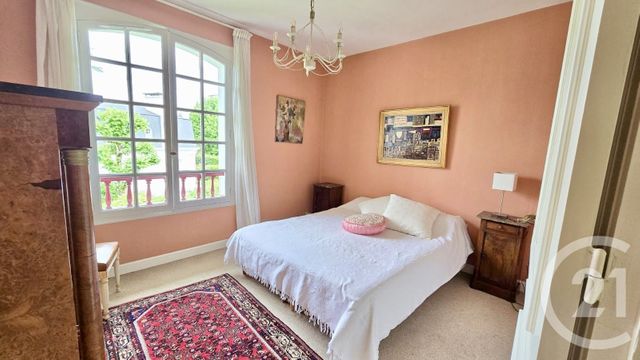 Maison à vendre - 8 pièces - 220 m2 - Pau - 64 - AQUITAINE