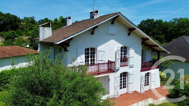 Maison &agrave; vendre - 8 pi&egrave;ces - 220 m2 - Pau - 64 - AQUITAINE