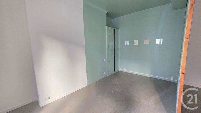 Appartement T1 &agrave; louer - 1 pi&egrave;ce - 32,41 m2 - Pau - 64 - AQUITAINE