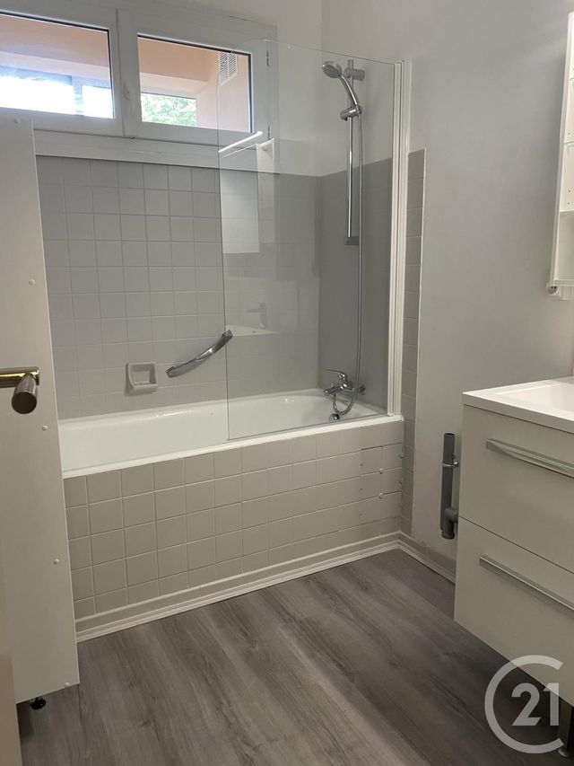 Appartement T3 à louer - 3 pièces - 68,05 m2 - Pau - 64 - AQUITAINE