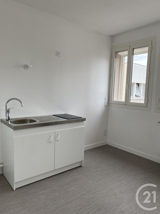 Appartement T2 à louer - 2 pièces - 42,63 m2 - Pau - 64 - AQUITAINE
