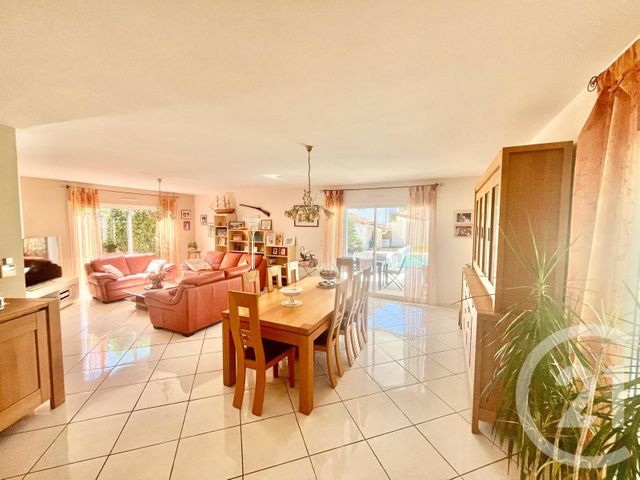 Maison à vendre - 6 pièces - 195 m2 - Morlaas - 64 - AQUITAINE