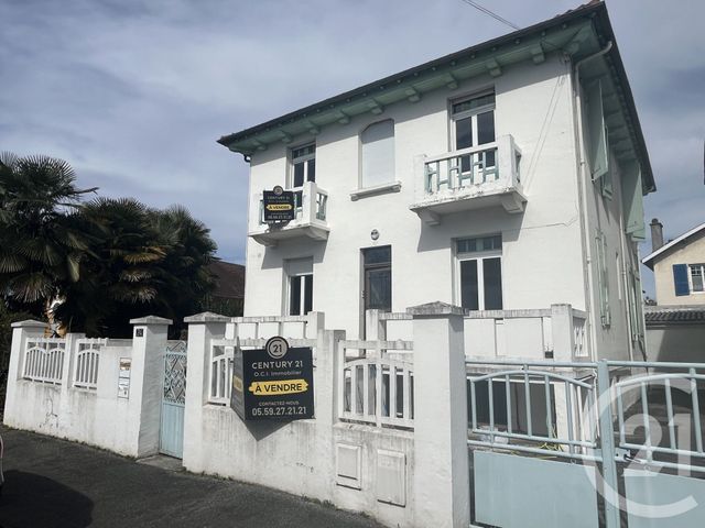Maison à vendre - 8 pièces - 165 m2 - Pau - 64 - AQUITAINE