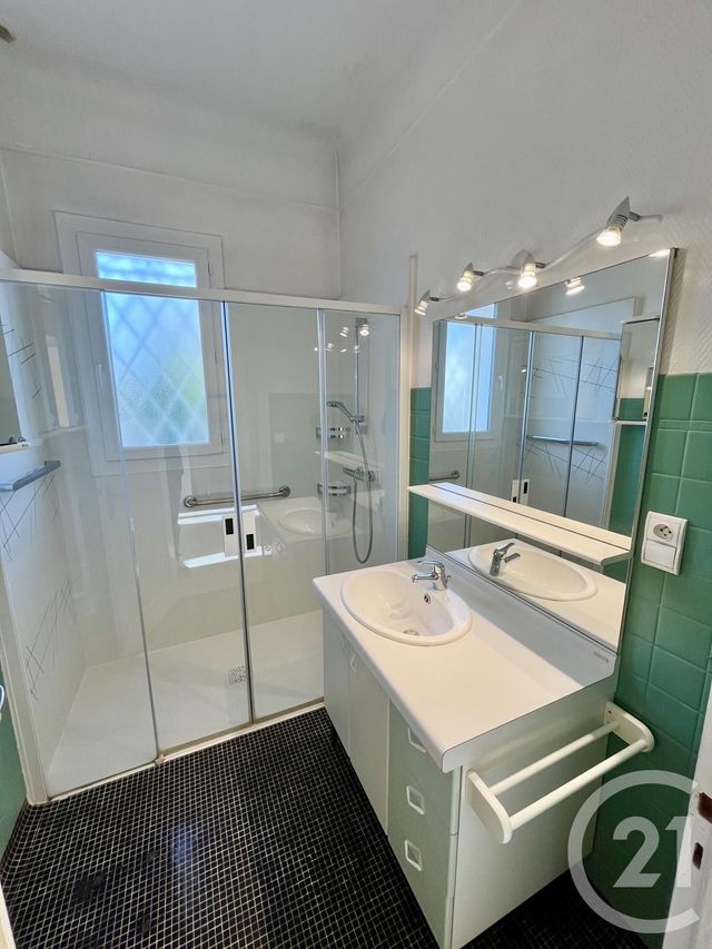 Maison à vendre - 6 pièces - 245 m2 - Billere - 64 - AQUITAINE