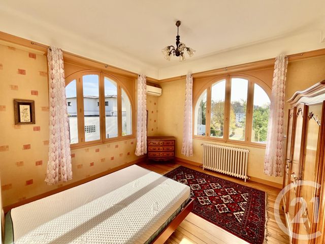 Maison à vendre - 6 pièces - 245 m2 - Billere - 64 - AQUITAINE