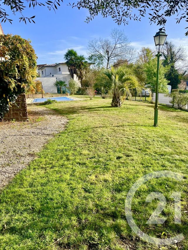 Maison à vendre - 6 pièces - 245 m2 - Billere - 64 - AQUITAINE