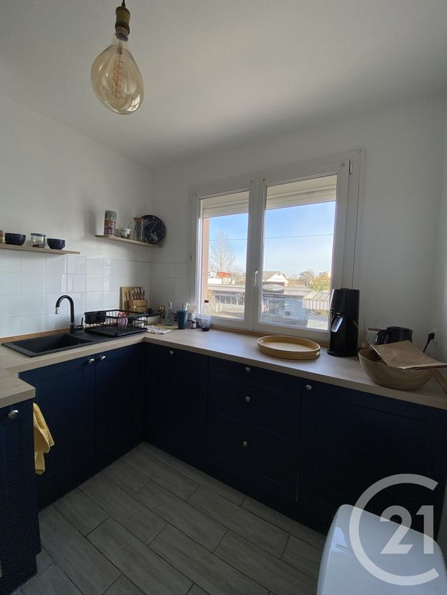 Appartement T4 à louer - 4 pièces - 62,52 m2 - Billere - 64 - AQUITAINE